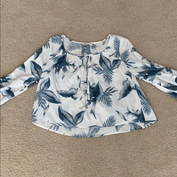 Hollister Floral Print Blouse - Picture 1 of 3